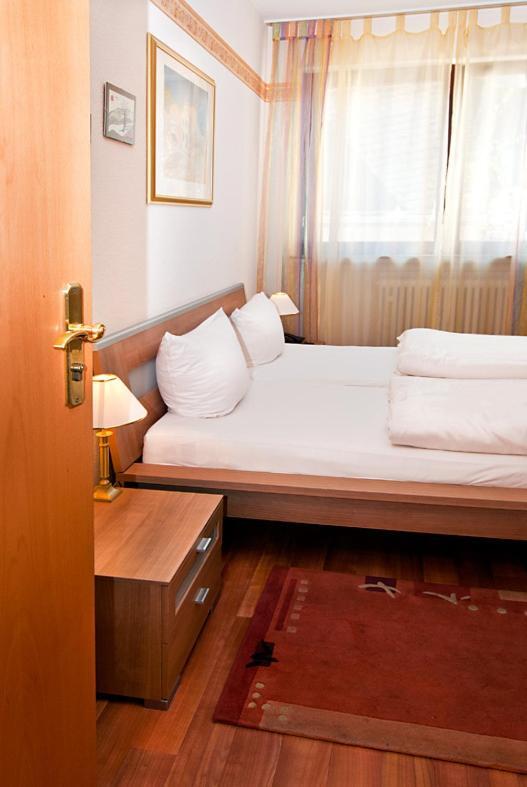 Hotel Kugel Trier Ruang foto